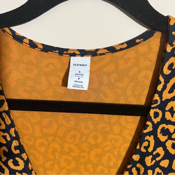 Old Navy leopard dress - Picture 7 of 7